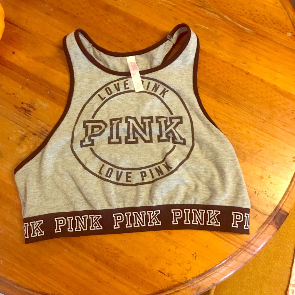 High neck sports bra